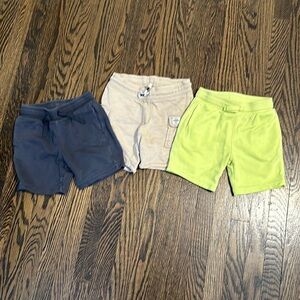 Boys H&M shorts